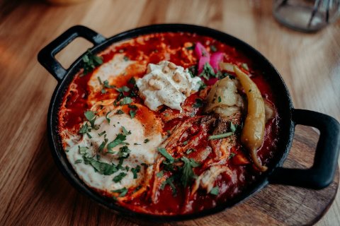 Шакшука с помидорами и перцем